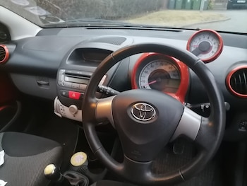 Used Toyota AYGO 2012 for sale - 76369373: Photo