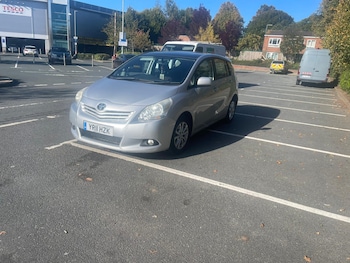 Used Toyota Verso 2011 for sale - 76427878: Photo