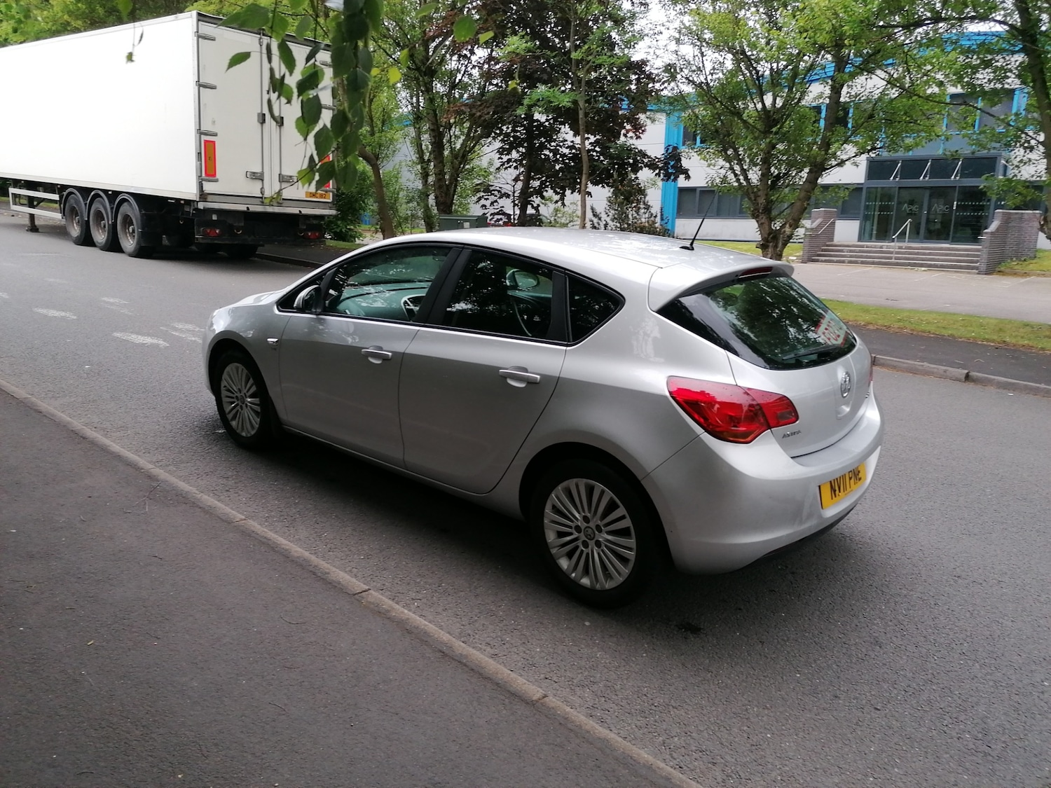 Used Vauxhall Astra 2011 for sale - 76422283: Photo 12