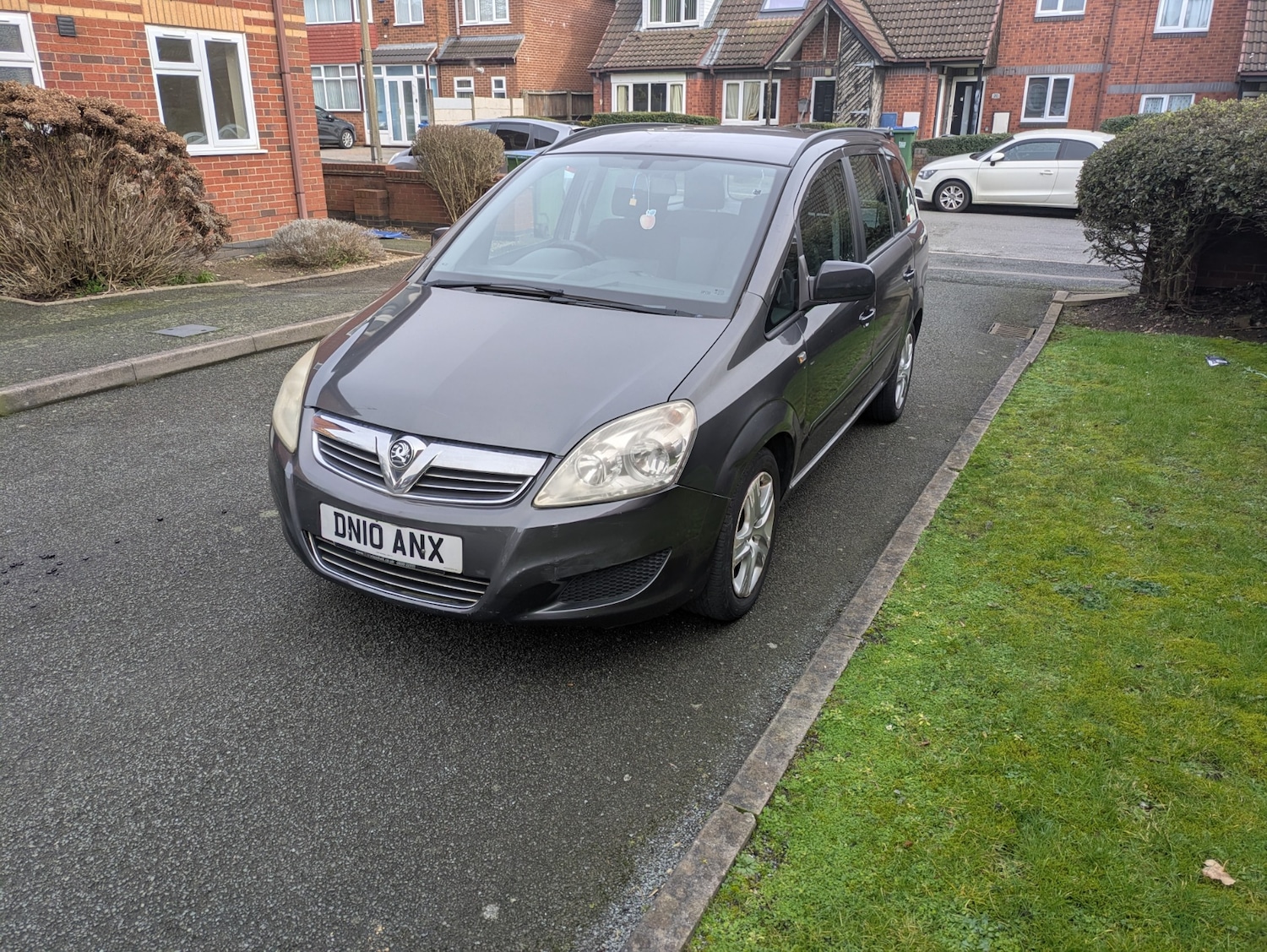 Used Vauxhall Zafira 2010 for sale - 77235984: Photo 10