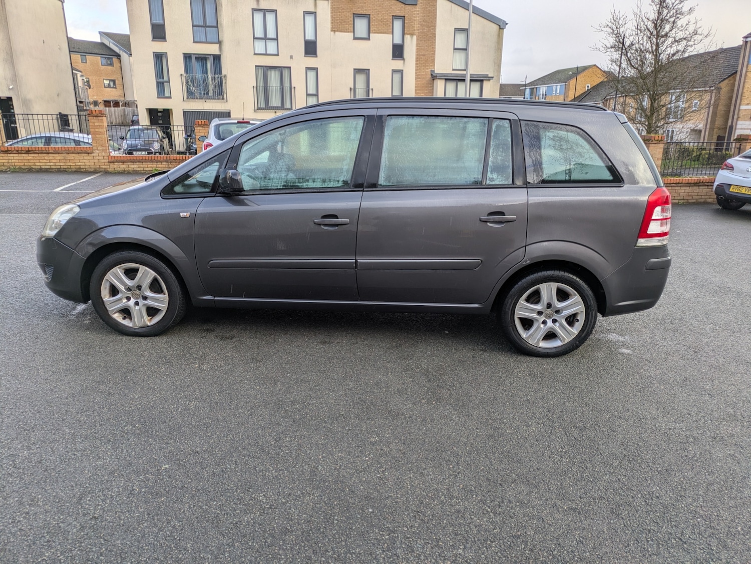 Used Vauxhall Zafira 2010 for sale - 77235984: Photo 13