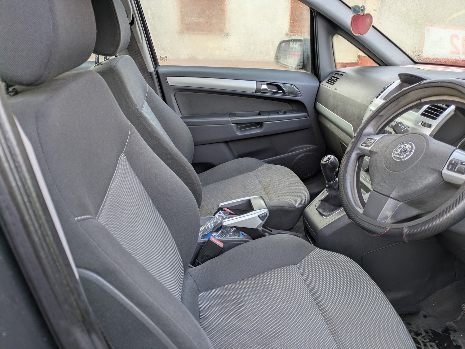 Used Vauxhall Zafira 2010 for sale - 77235984: Photo 14