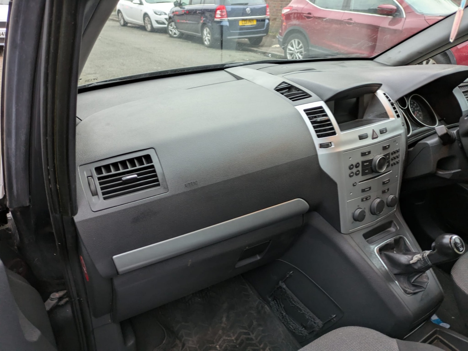 Used Vauxhall Zafira 2010 for sale - 77235984: Photo 17