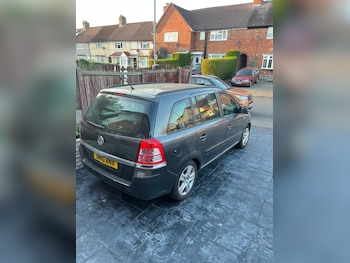 Used Vauxhall Zafira 2010 for sale - 77235984: Photo