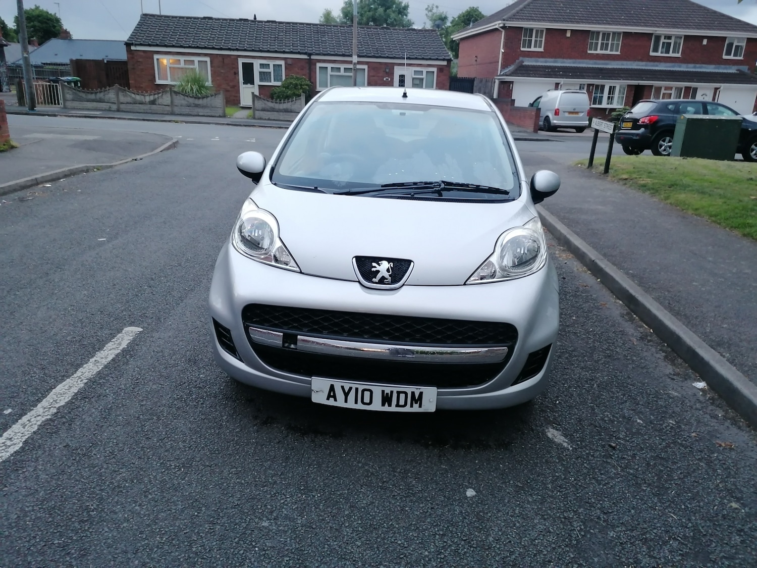 Used Peugeot 107 2010 for sale - 76422437: Photo 1