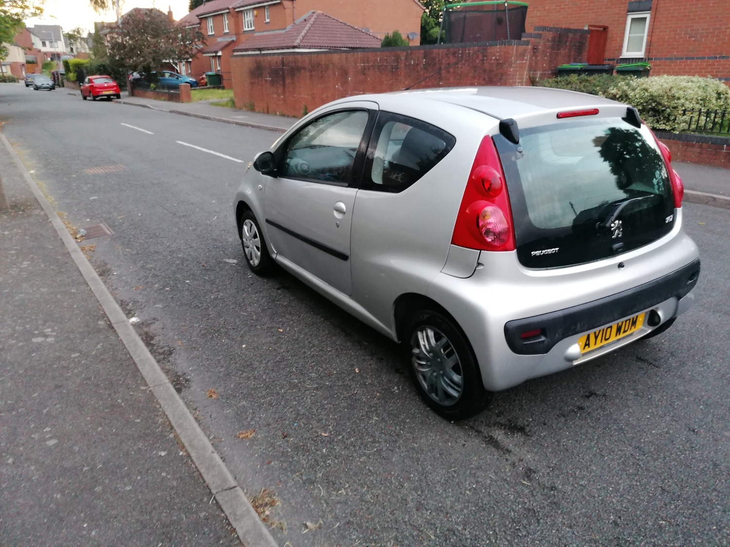 Used Peugeot 107 2010 for sale - 76422437: Photo 11
