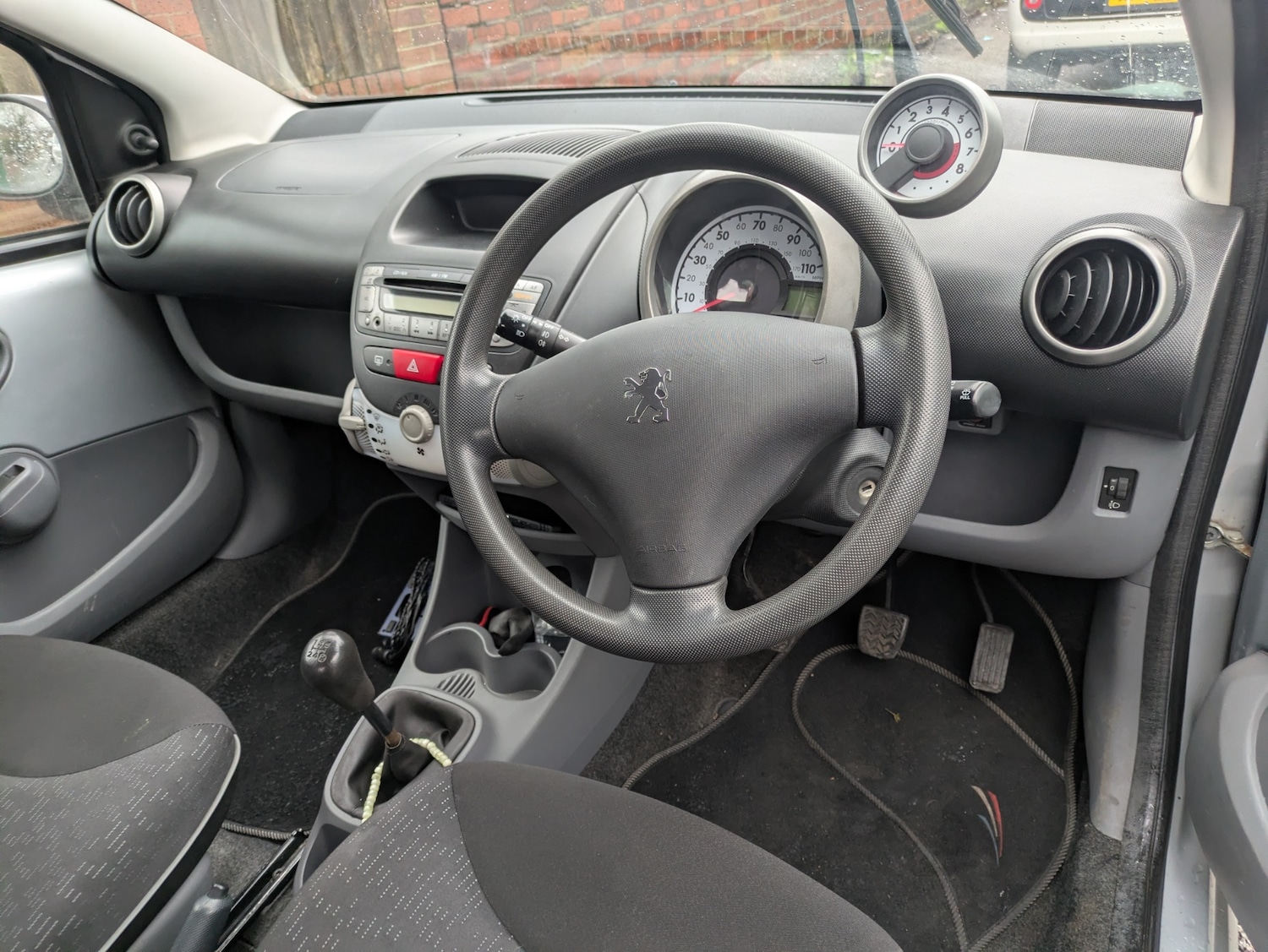 Used Peugeot 107 2010 for sale - 76422437: Photo 22