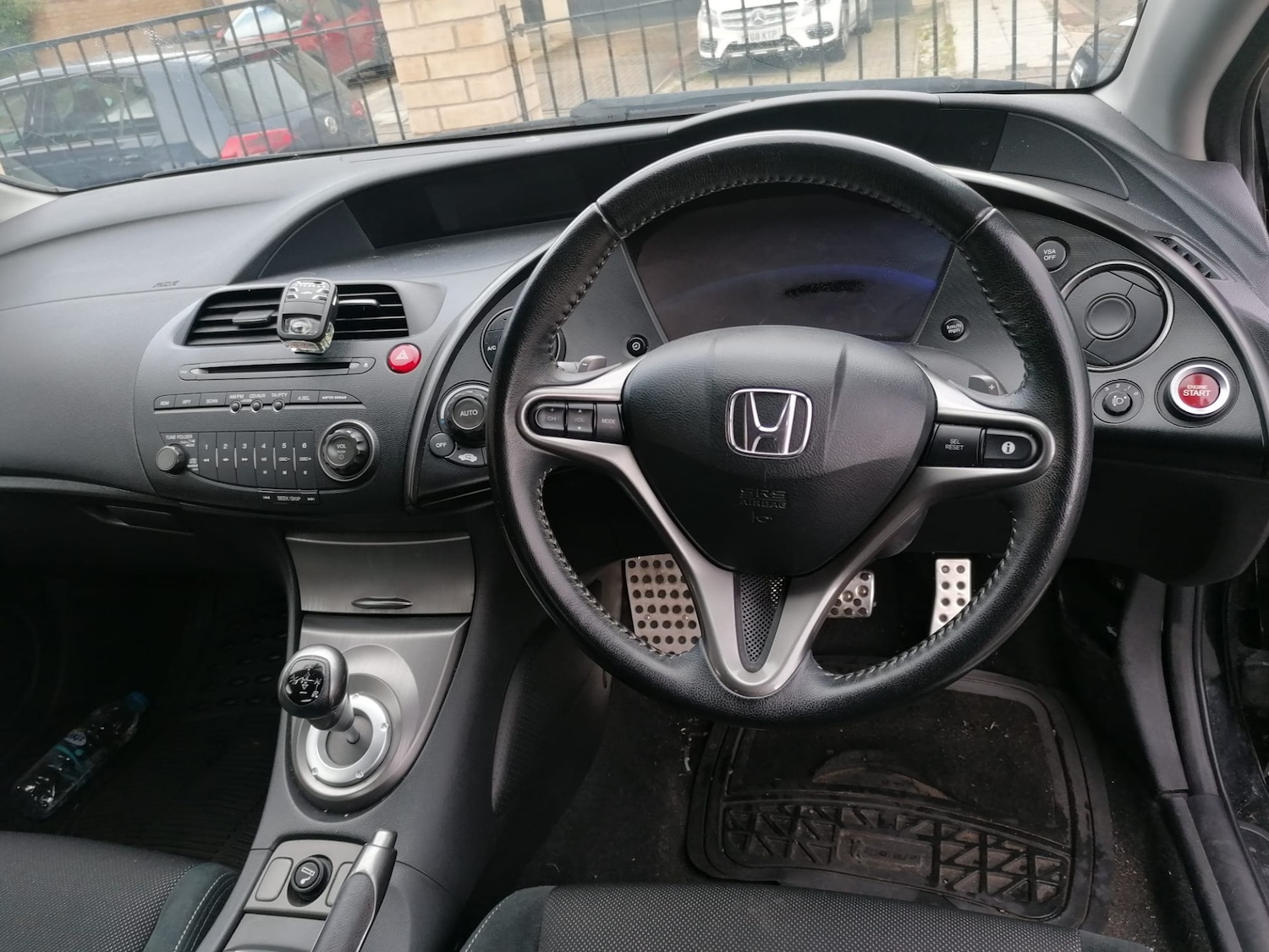 Used Honda Civic 2011 for sale - 76379120: Photo 3