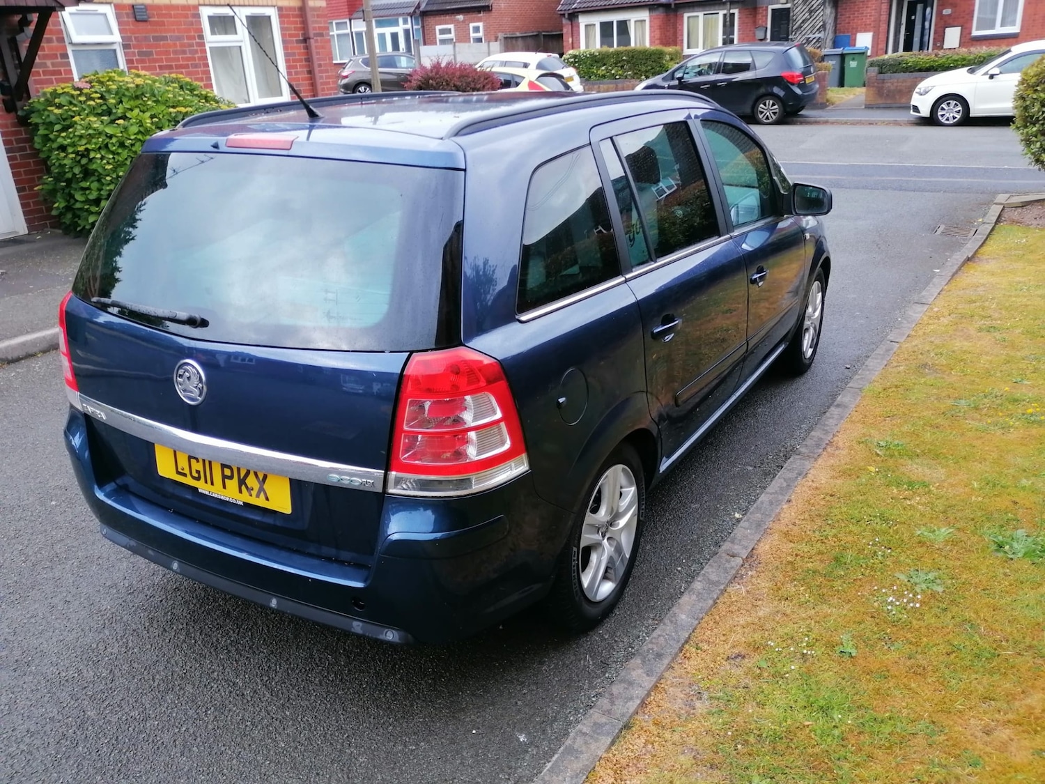 Used Vauxhall Zafira 2011 for sale - 76447619: Photo 6
