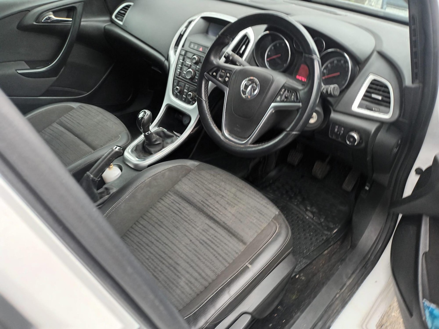 Used Vauxhall Astra 2015 for sale - 77195033: Photo 18