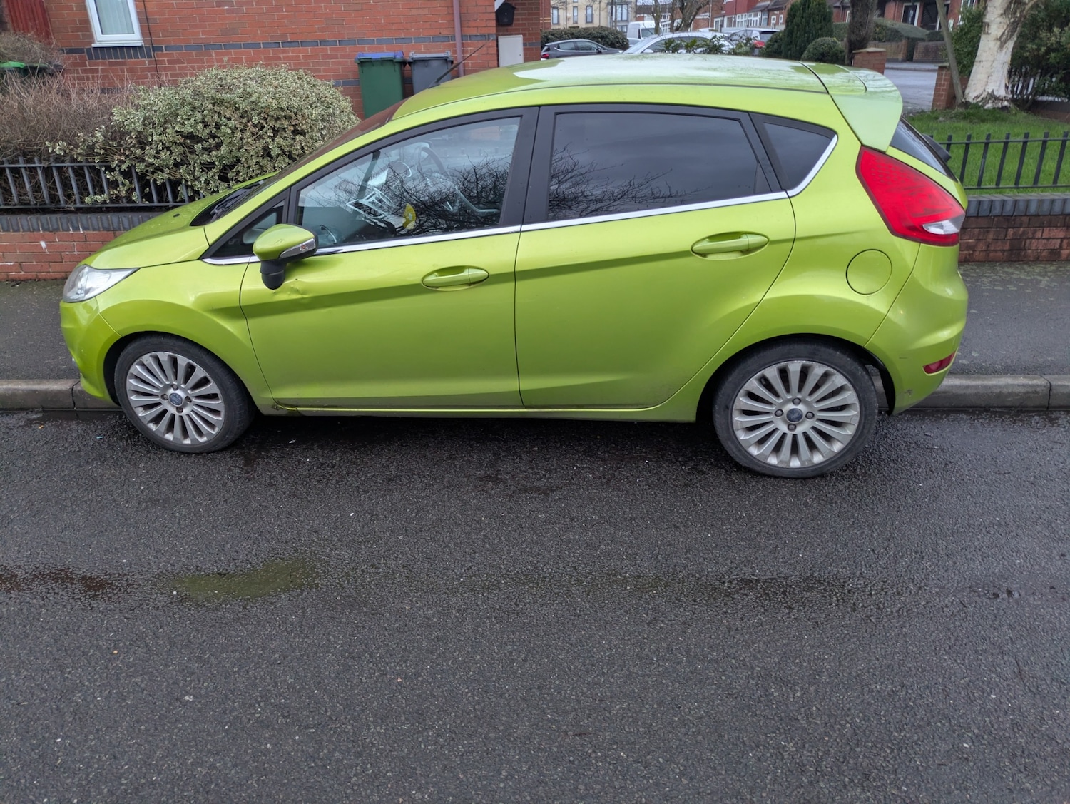 Used Ford Fiesta 2009 for sale - 77501550: Photo 2