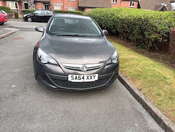 2014 (64) - 1.4T 16V Sport 3dr