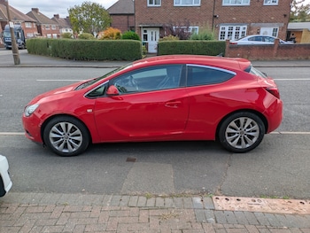 Used Vauxhall Astra GTC 2012 for sale - 76364013: Photo