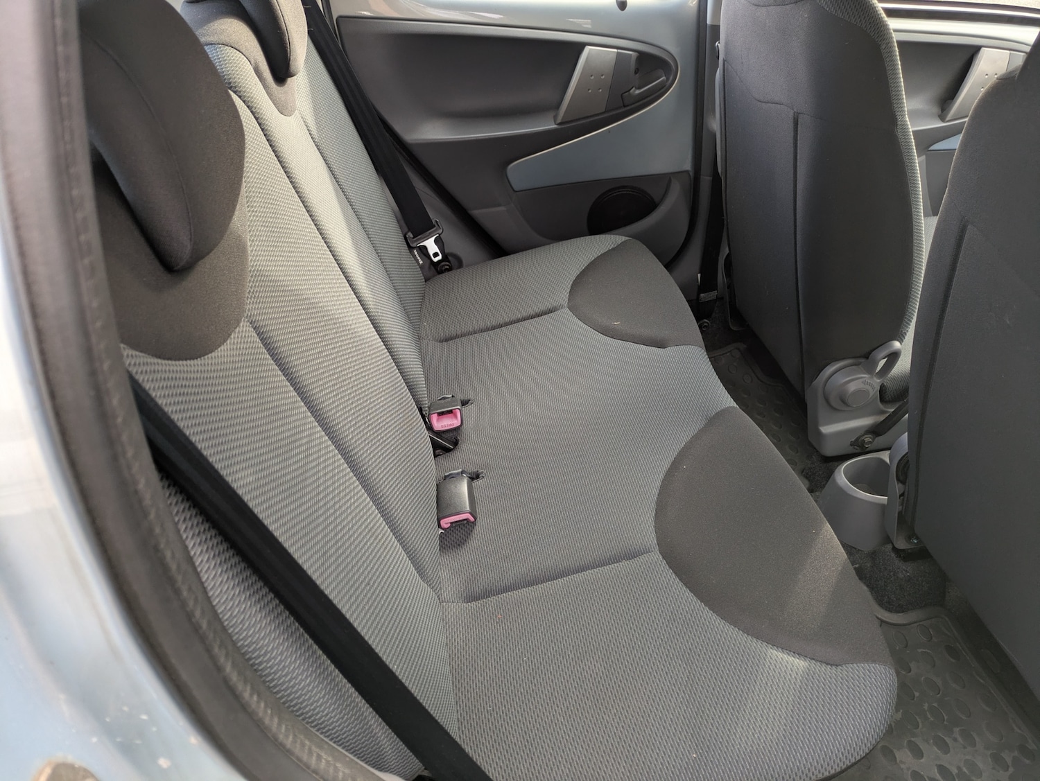 Used Toyota AYGO 2006 for sale - 76750584: Photo 6