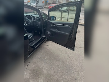 Used Honda Jazz 2015 for sale - 79274797: Photo