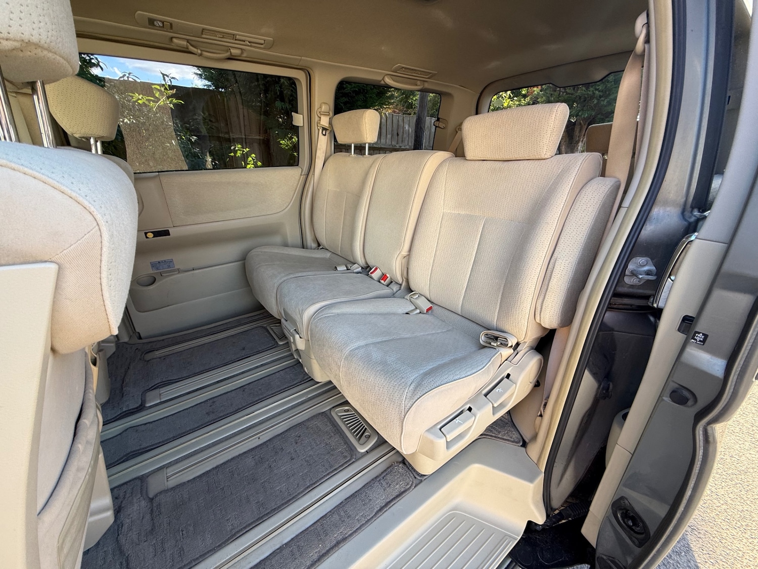 Used Nissan Elgrand 2007 for sale - 76068623: Photo 18