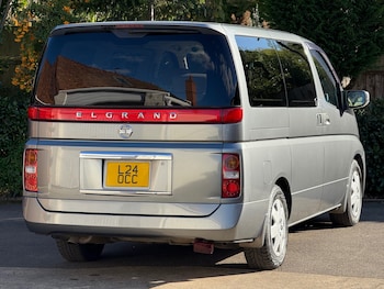 Used Nissan Elgrand 2007 for sale - 76068623: Photo 4