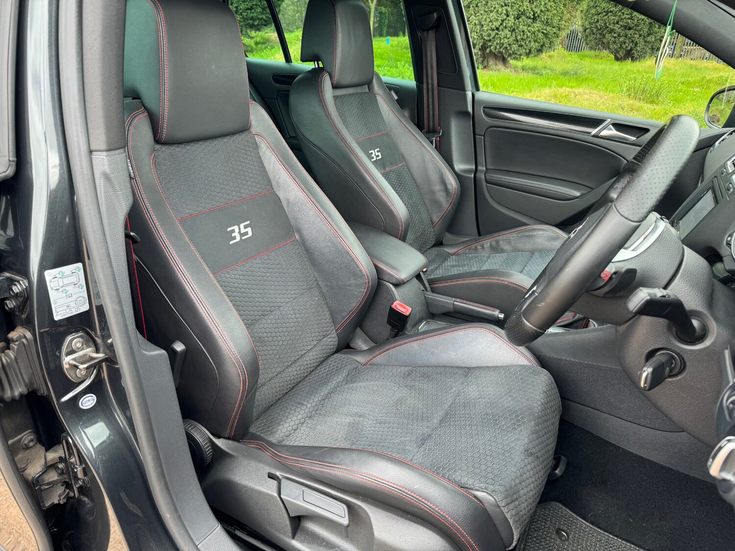 Used Volkswagen Golf 2011 for sale - 78143824: Photo 11