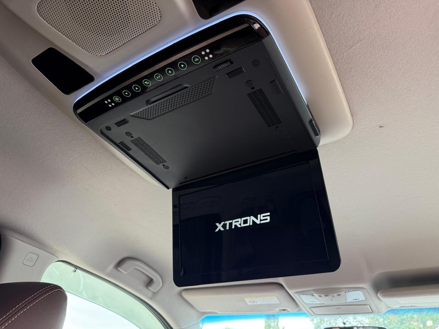 Used Nissan Elgrand 2011 for sale - 76046380: Photo 13