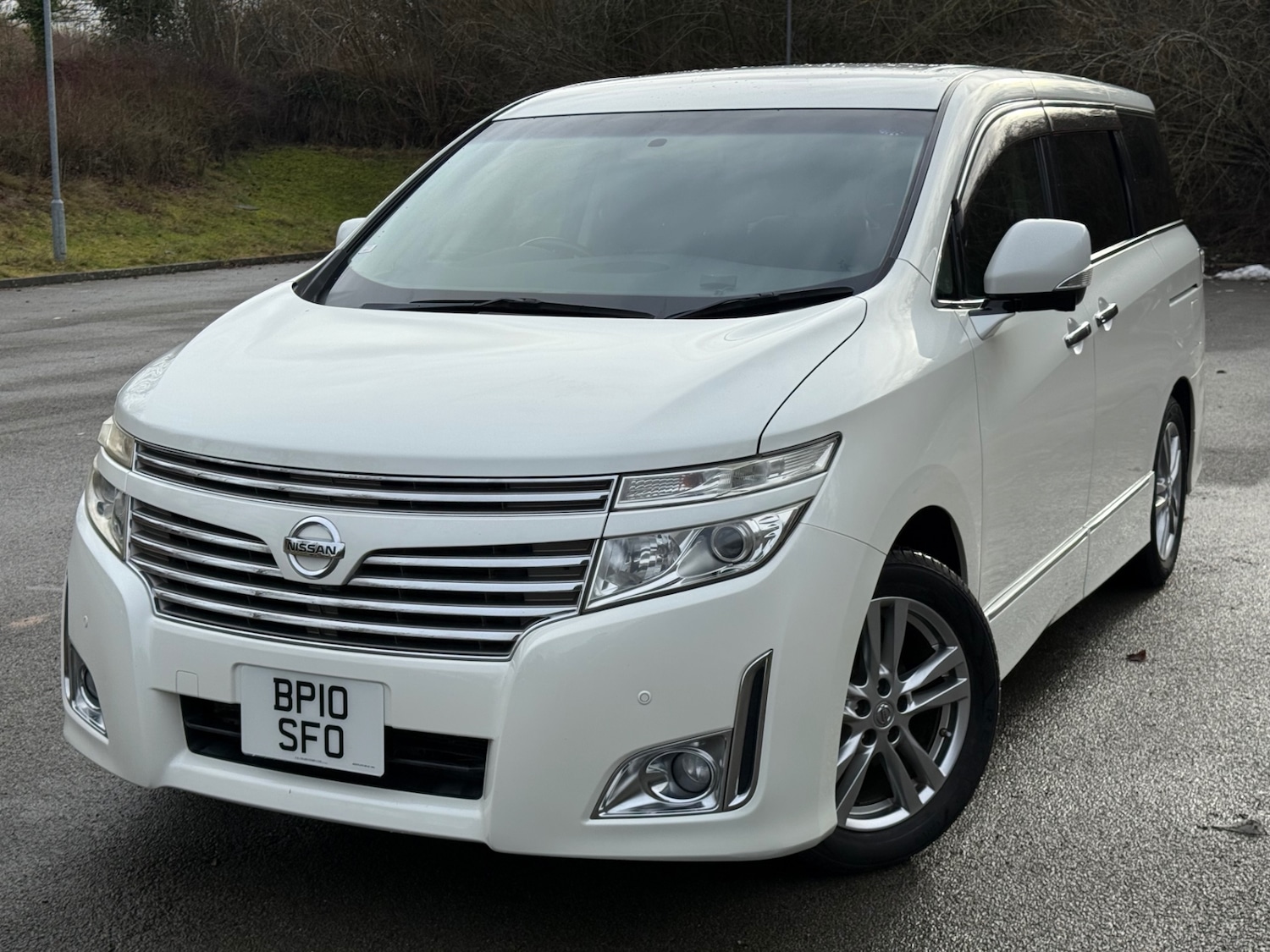 Used Nissan Elgrand 2010 for sale - 77180332: Photo 2