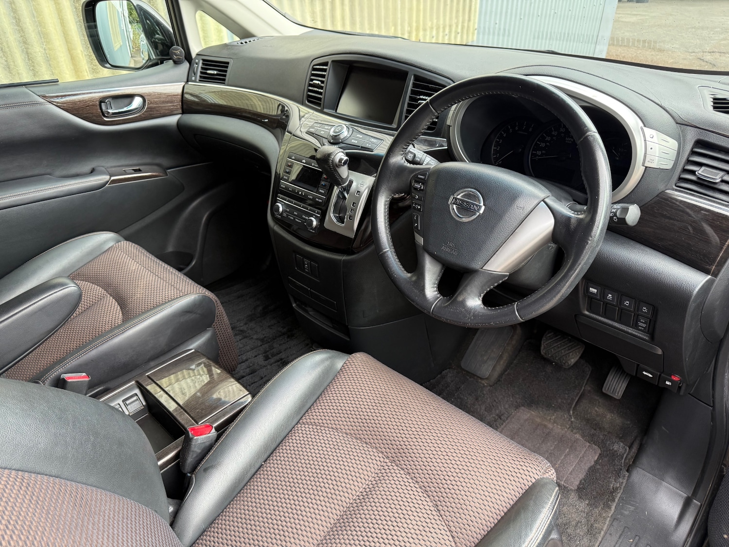 Used Nissan Elgrand 2024 for sale - 78144789: Photo 11