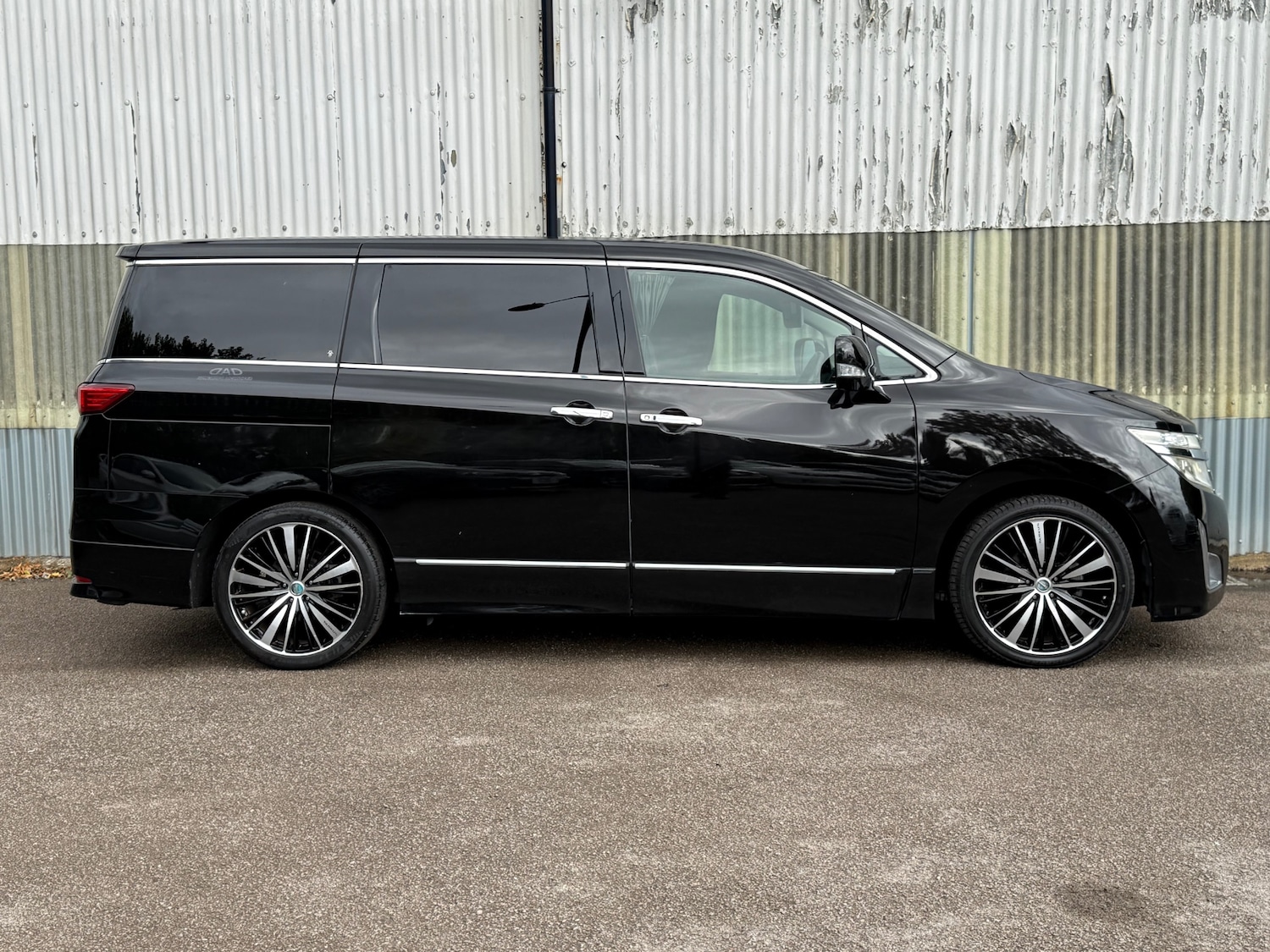 Used Nissan Elgrand 2024 for sale - 78144789: Photo 4