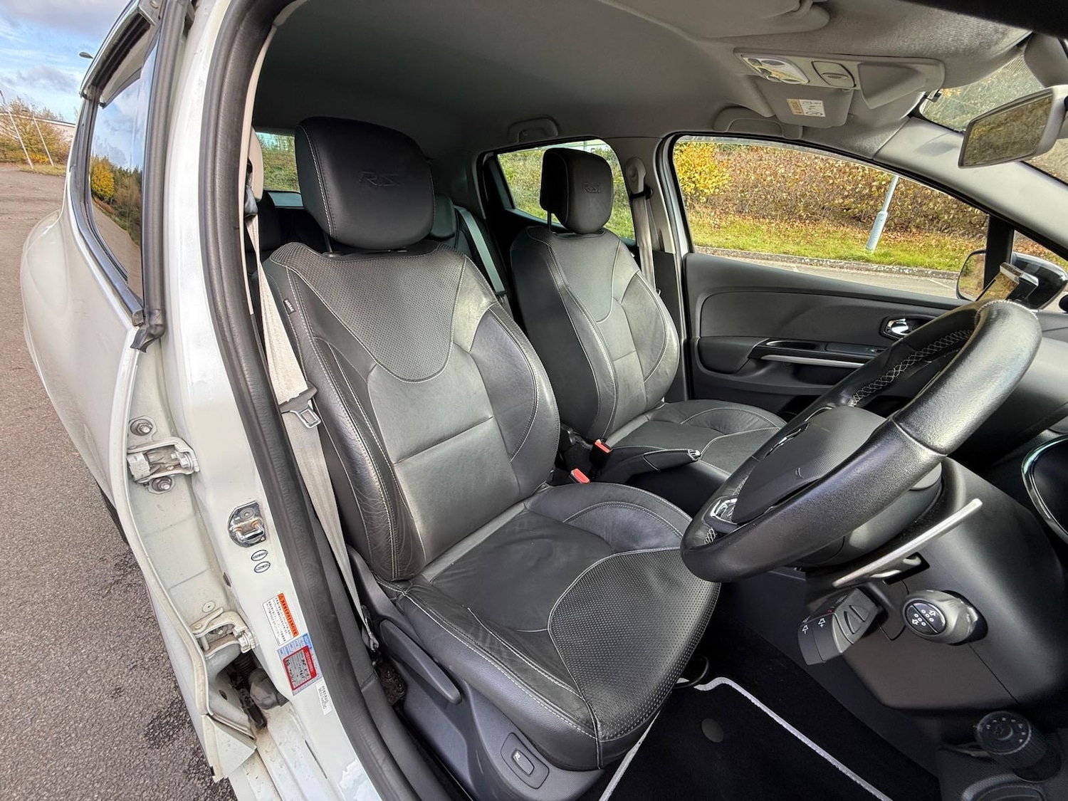 Used Renault Clio 2014 for sale - 76381817: Photo 16