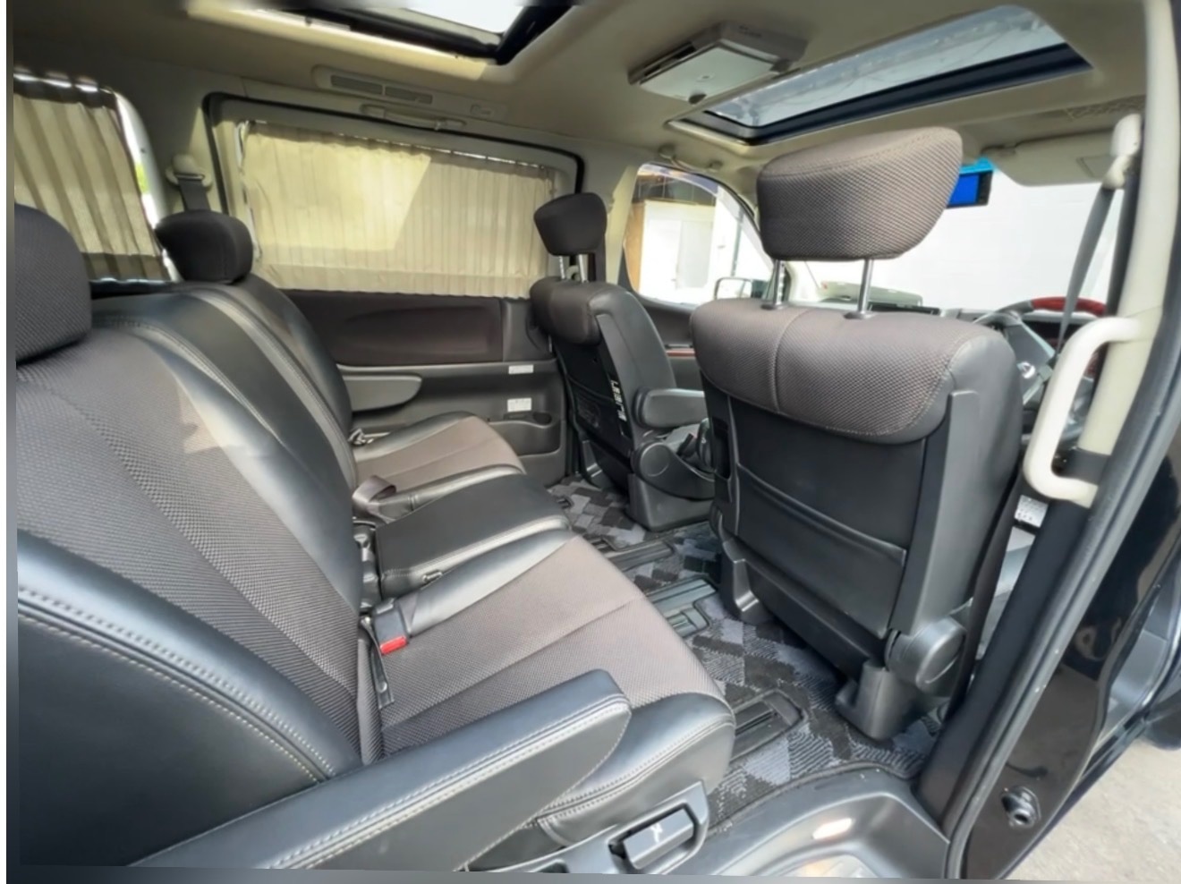 Used Nissan Elgrand 2023 for sale - 78144689: Photo 18