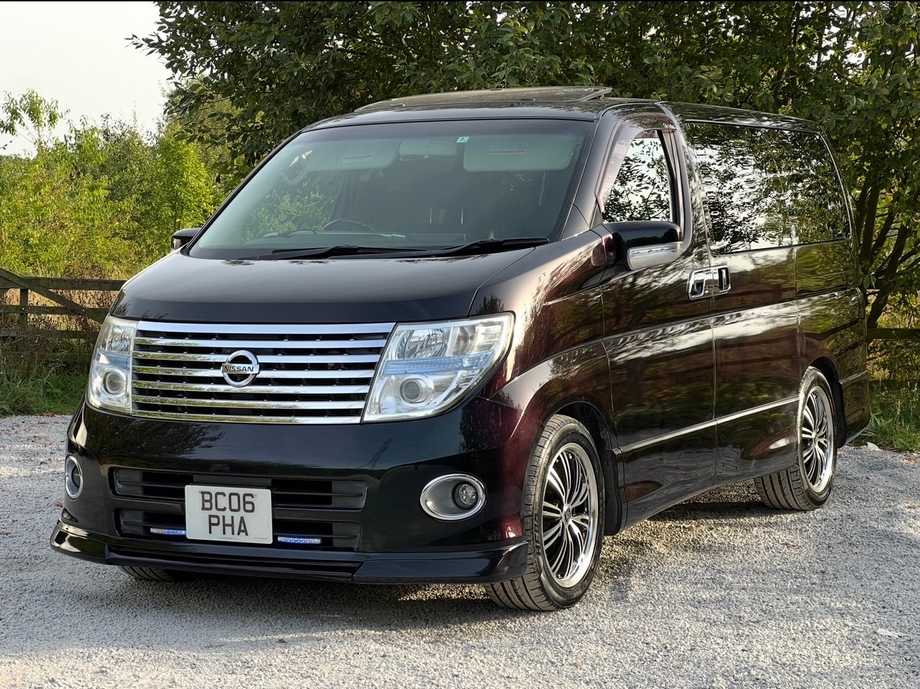 Used Nissan Elgrand 2023 for sale - 78144689: Photo 5
