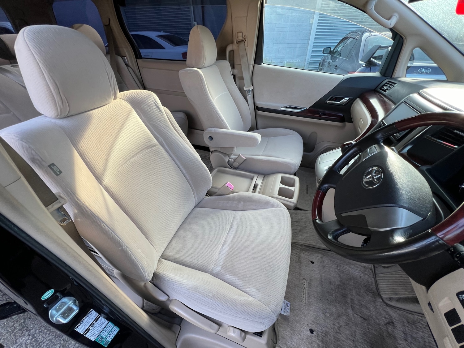 Used Toyota Alphard 2024 for sale - 78144563: Photo 11