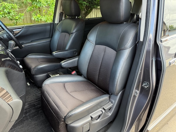Used Nissan Elgrand 2014 for sale - 76056393: Photo 16