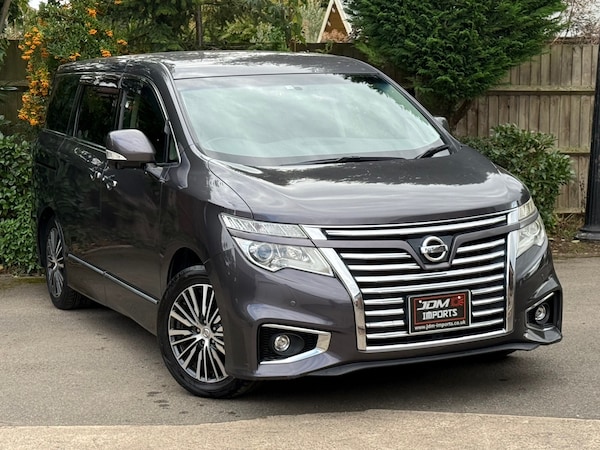 Used Nissan Elgrand 2014 for sale - 76056393: Photo 1