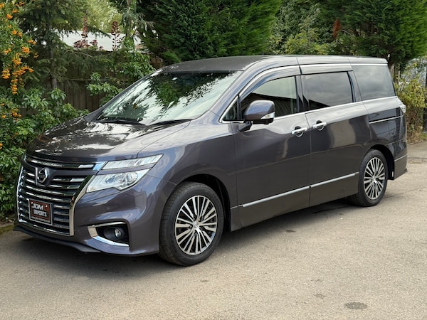 Used Nissan Elgrand 2014 for sale - 76056393: Photo 5