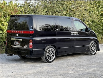 Used Nissan Elgrand 2006 for sale - 75864926: Photo