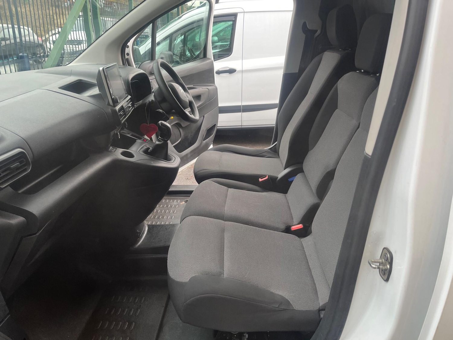 Used Citroen Berlingo 2019 for sale - 77131442: Photo 8