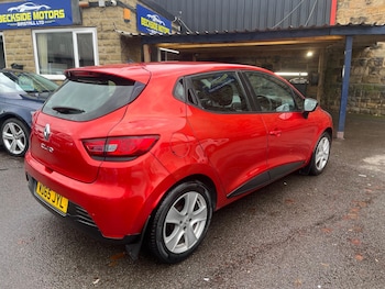 Used Renault Clio 2015 for sale - 76431854: Photo