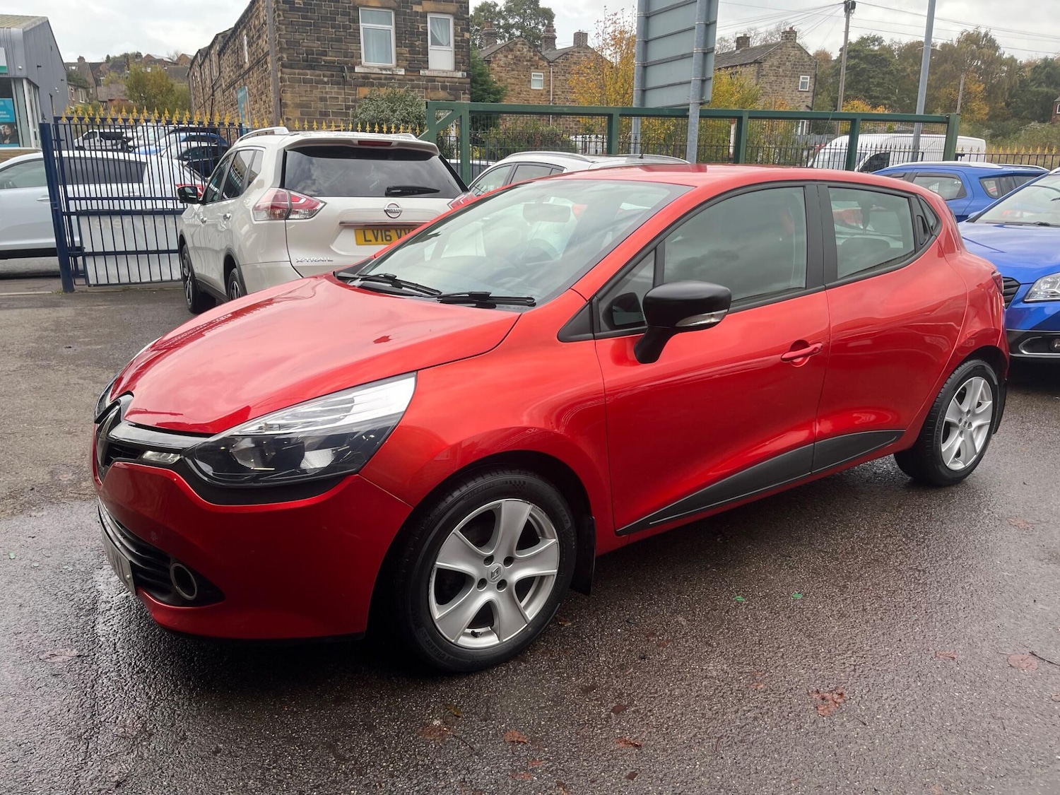 Used Renault Clio 2015 for sale - 76431854: Photo 5