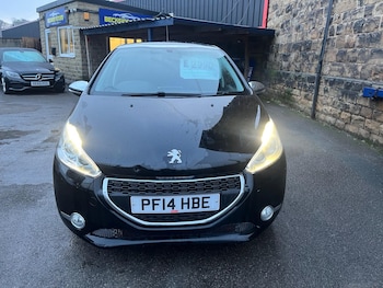 Used Peugeot 208 2014 for sale - 76964396: Photo