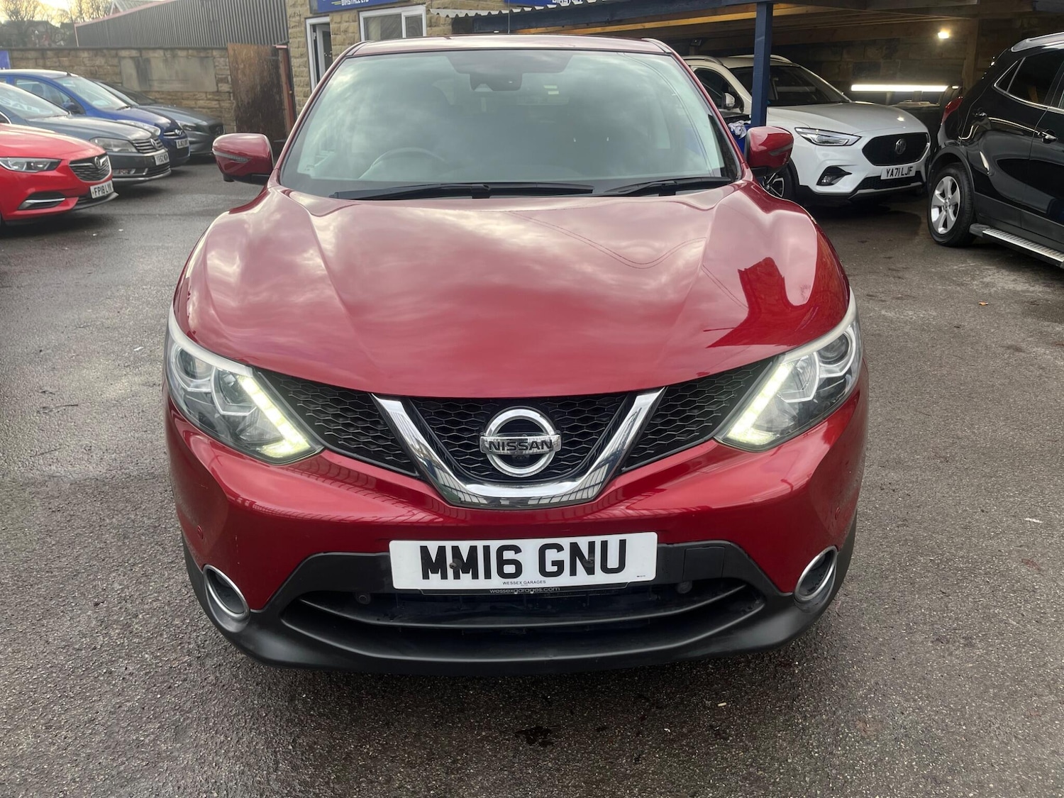 Used Nissan Qashqai for sale - 77266830: Photo 2