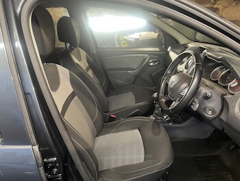 Used Dacia Duster 2018 for sale - 77386992: Photo