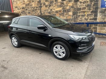 Vauxhall - Grandland X
