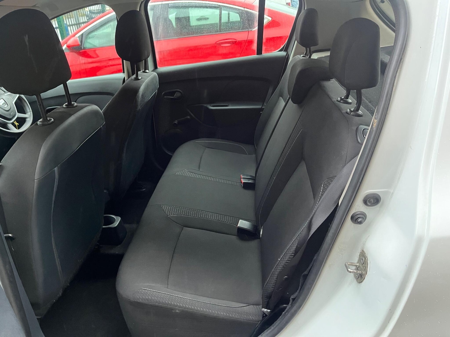 Used Dacia Sandero 2017 for sale - 77387287: Photo 4