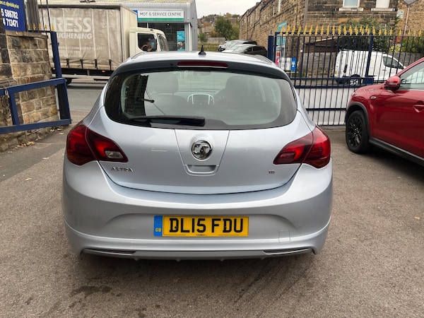 Used Vauxhall Astra 2015 for sale - 76269612: Photo 3