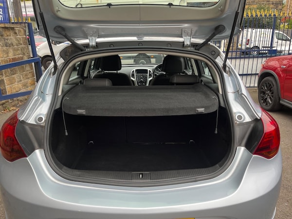 Used Vauxhall Astra 2015 for sale - 76269612: Photo 9