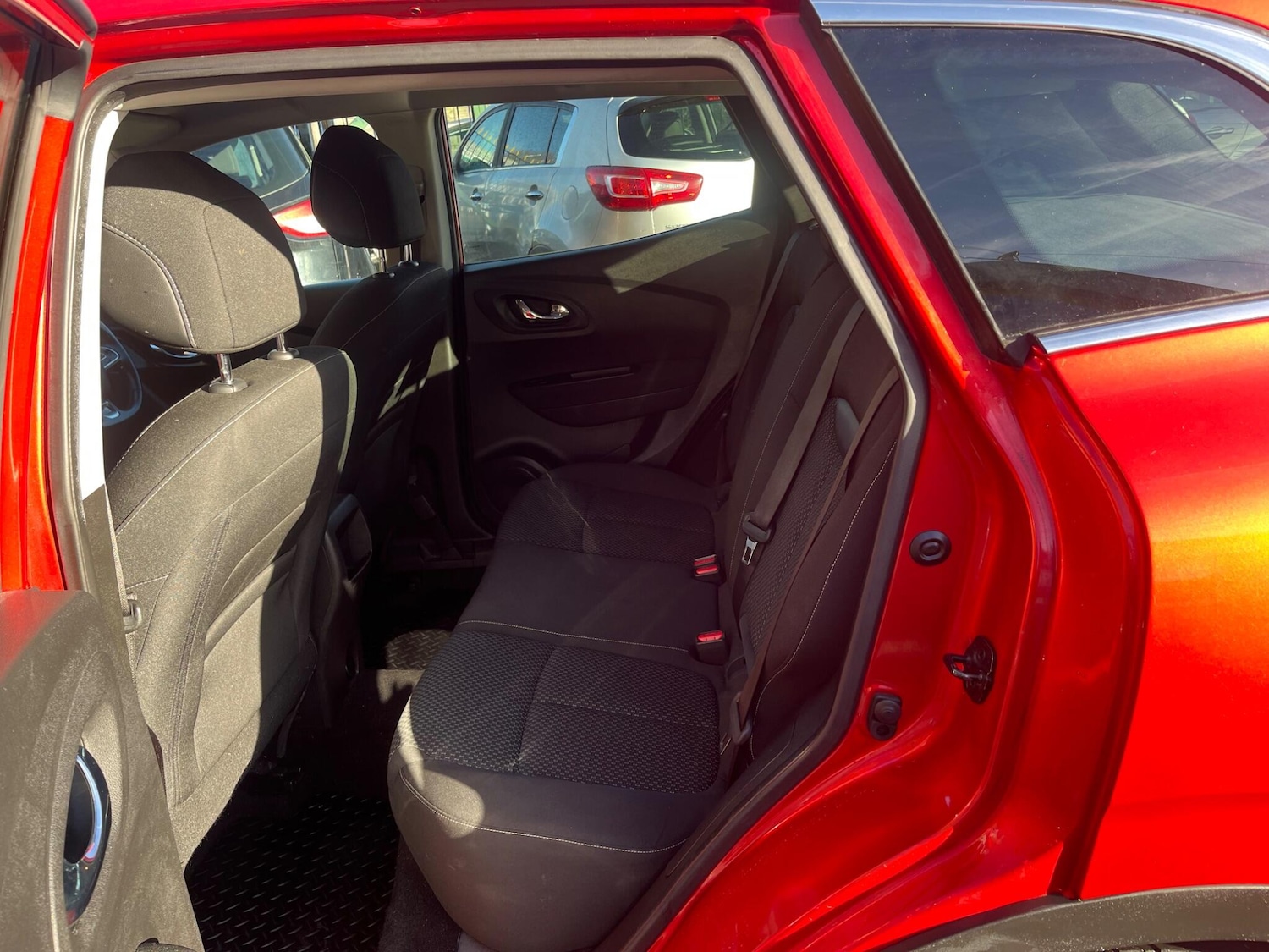 Used Renault Kadjar 2018 for sale - 76633777: Photo 8