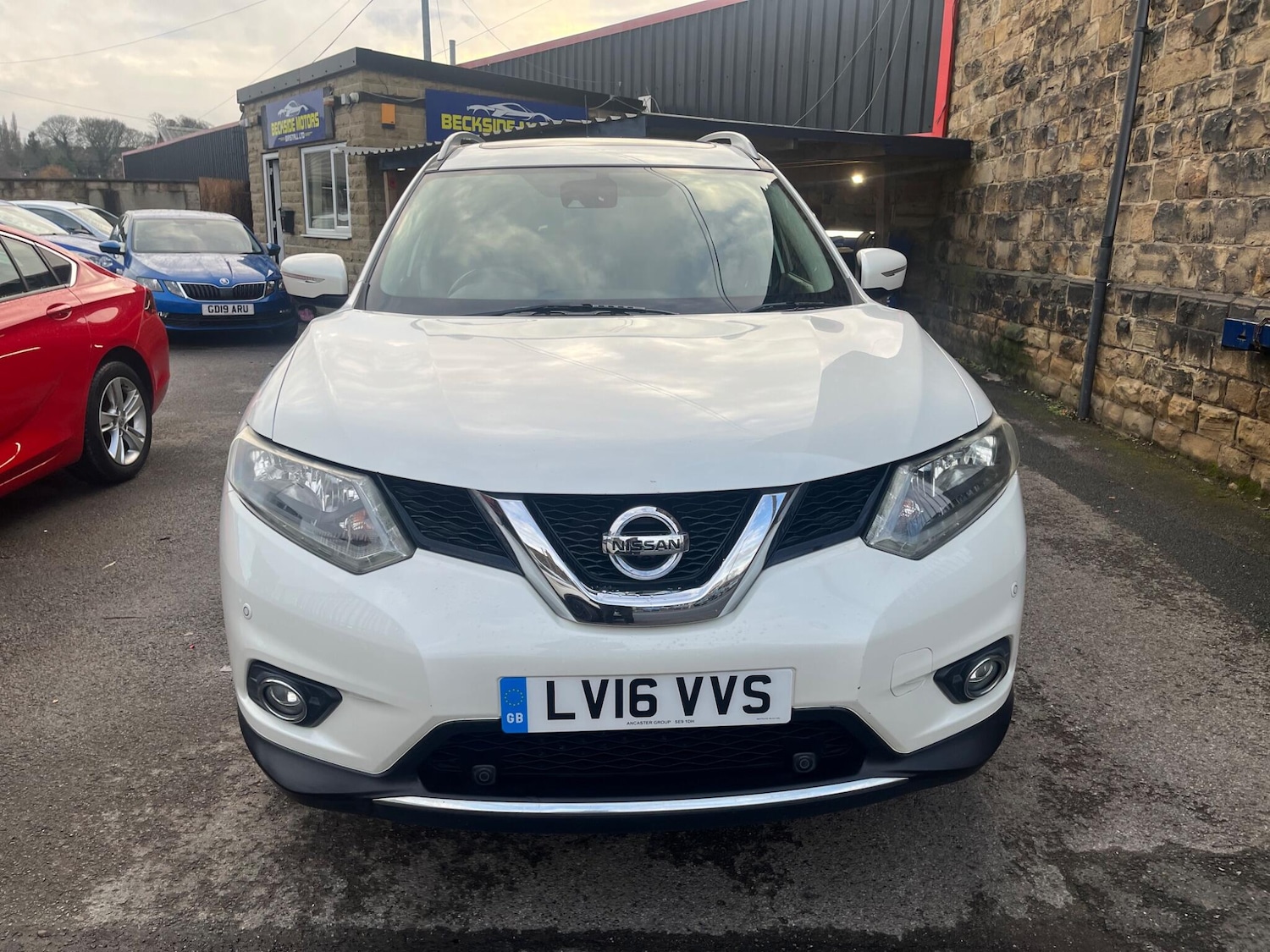 Used Nissan X-Trail 2016 for sale - 76839931: Photo 2