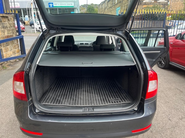 Used Skoda Octavia 2010 for sale - 76138390: Photo 10