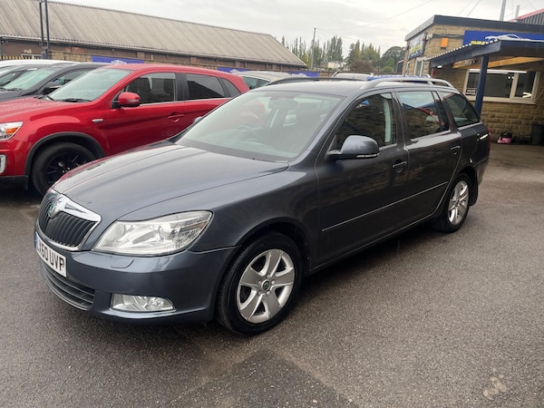 Used Skoda Octavia 2010 for sale - 76138390: Photo 5