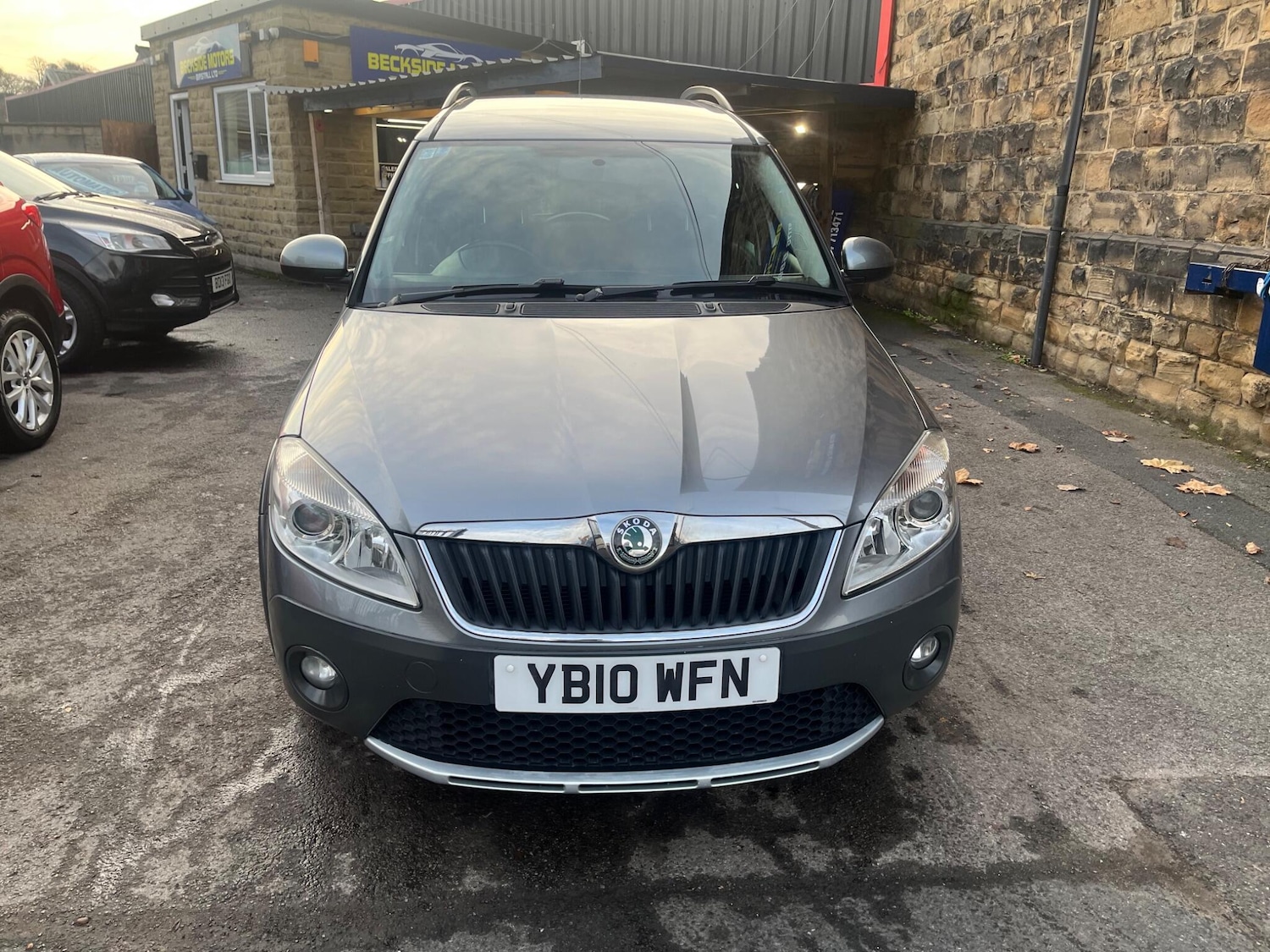 Used Skoda Roomster 2010 for sale - 76632626: Photo 2