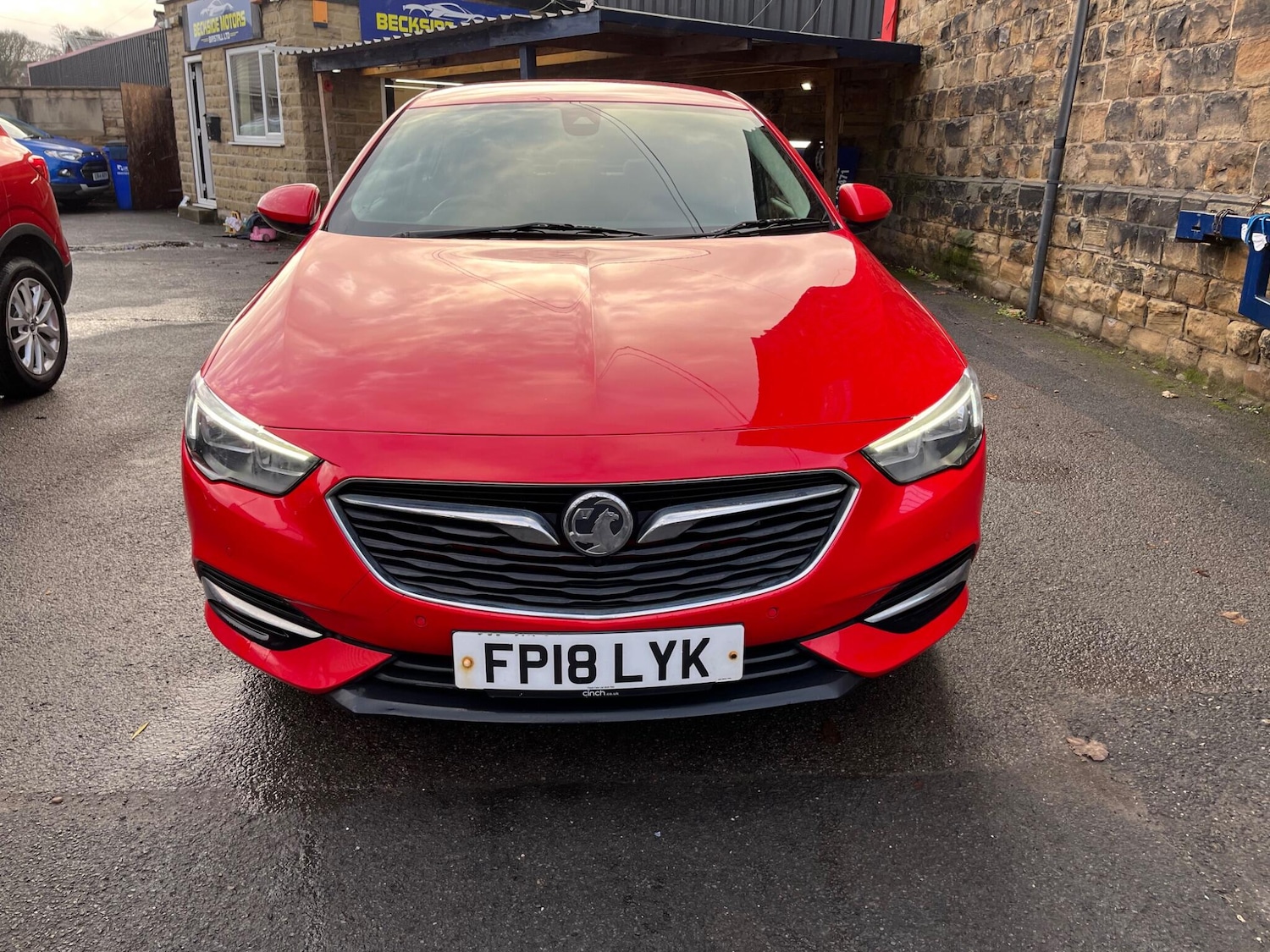 Used Vauxhall Insignia 2018 for sale - 76728597: Photo 2